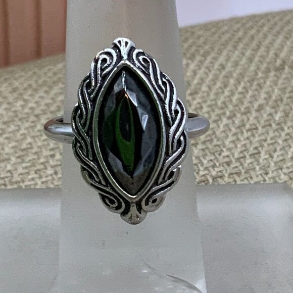 Avon Hematite Celtic Twist Knot Swirl Silver Tone Ring 6.5 - Picture 1 of 7